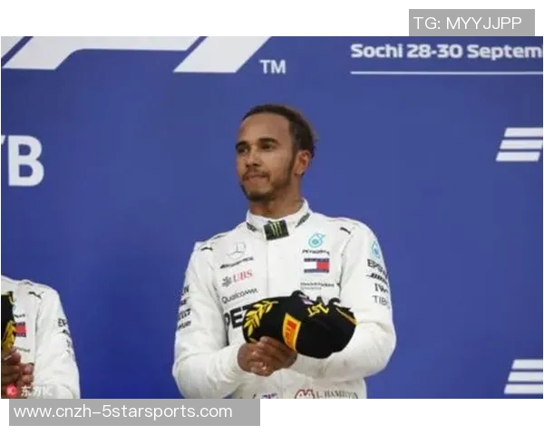 全球足球转会市场十大震撼交易回顾与分析